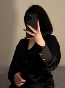保守的二舅妈,二舅妈的微密魅力与时代审美共鸣