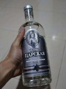 小酒伏特加,探寻俄罗斯国酒的独特魅力